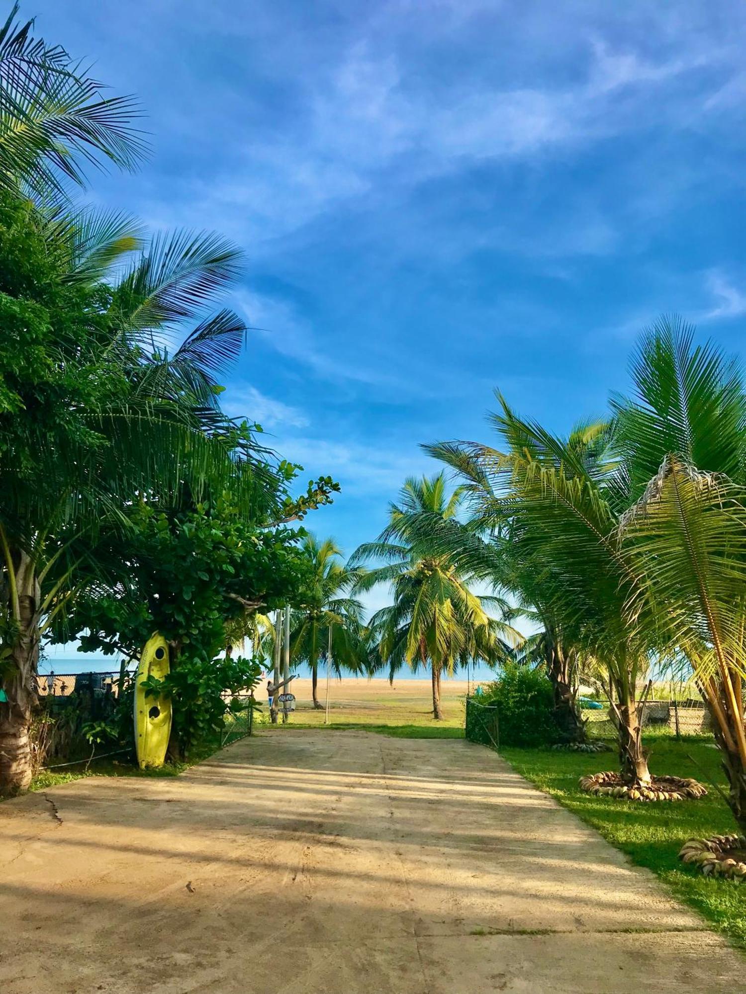 Aqua Marine Beach Hotel Калкуда Экстерьер фото
