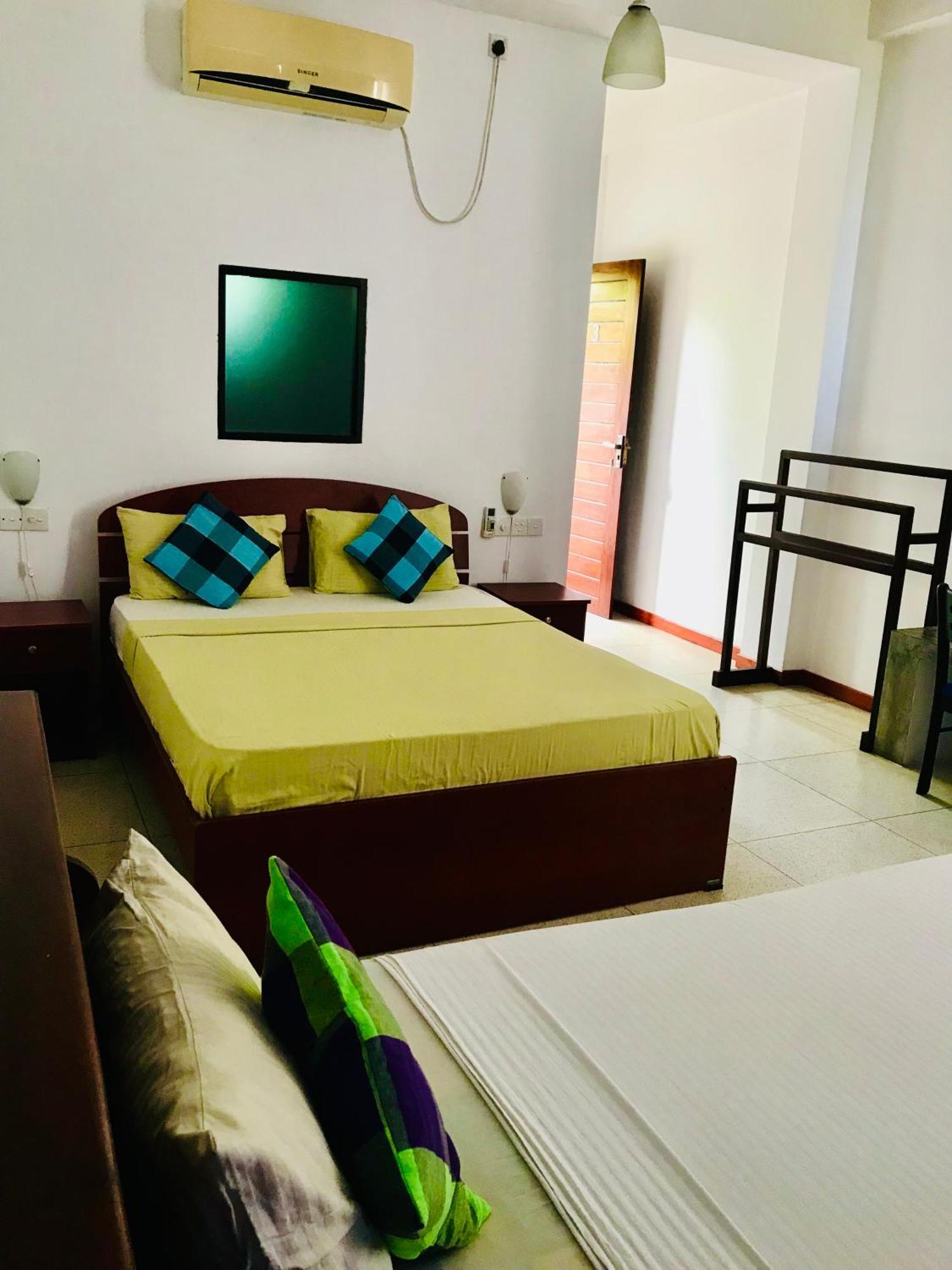 Aqua Marine Beach Hotel Калкуда Экстерьер фото